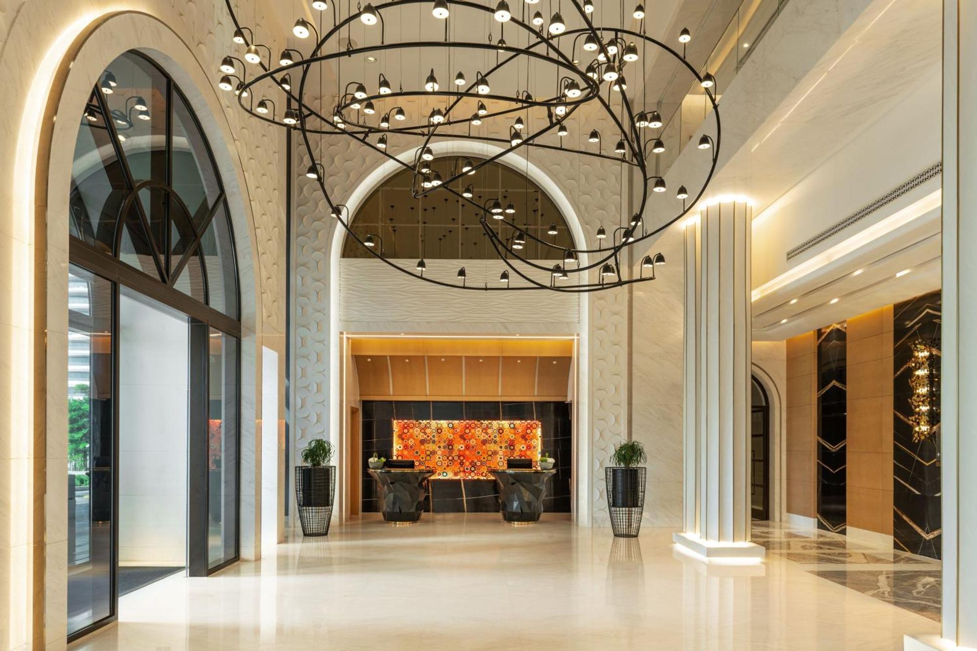 Le Royal Meridien Doha Exterior photo